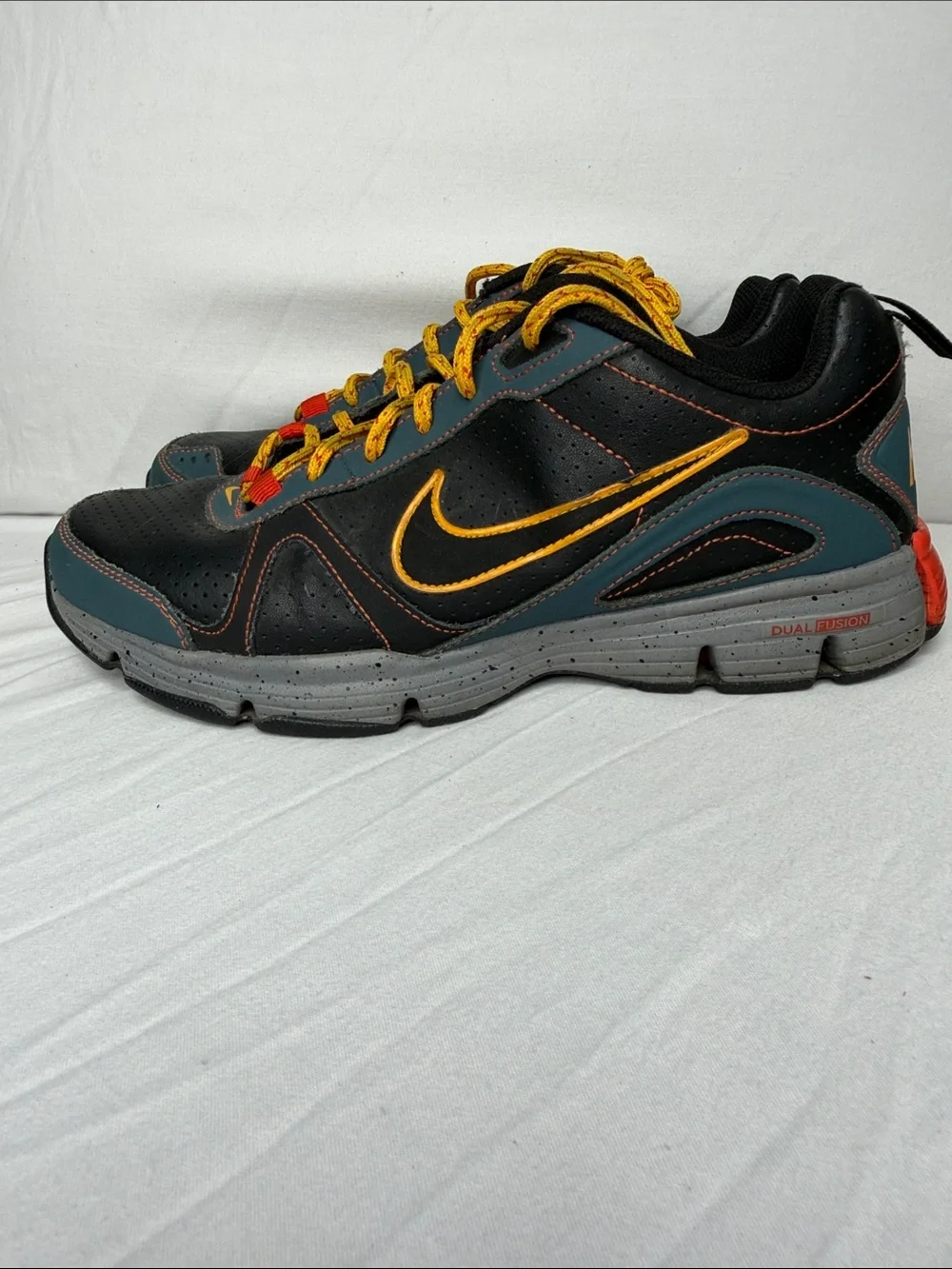 Nike Black and Yellow Women's Dual Fusion TR2 Athletic Shoes with Teal Accents